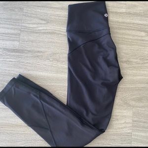 Lululemon In Movement Everlux sz 4